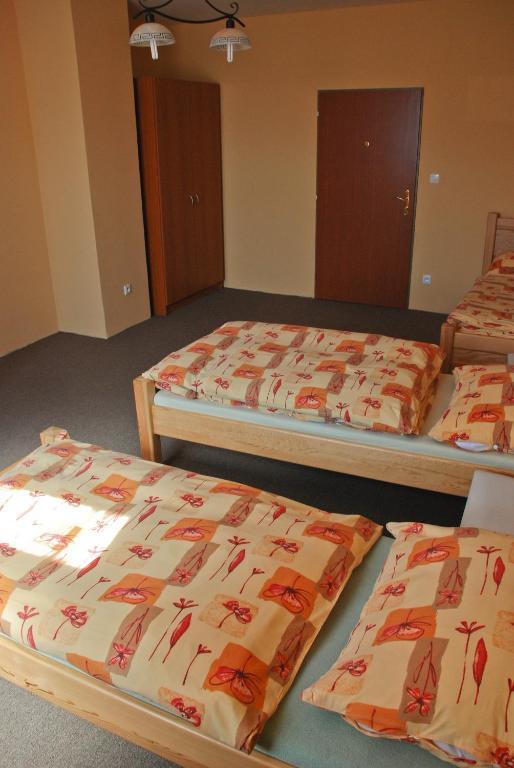 Hotel Marina Hermanuv Mestec Rum bild